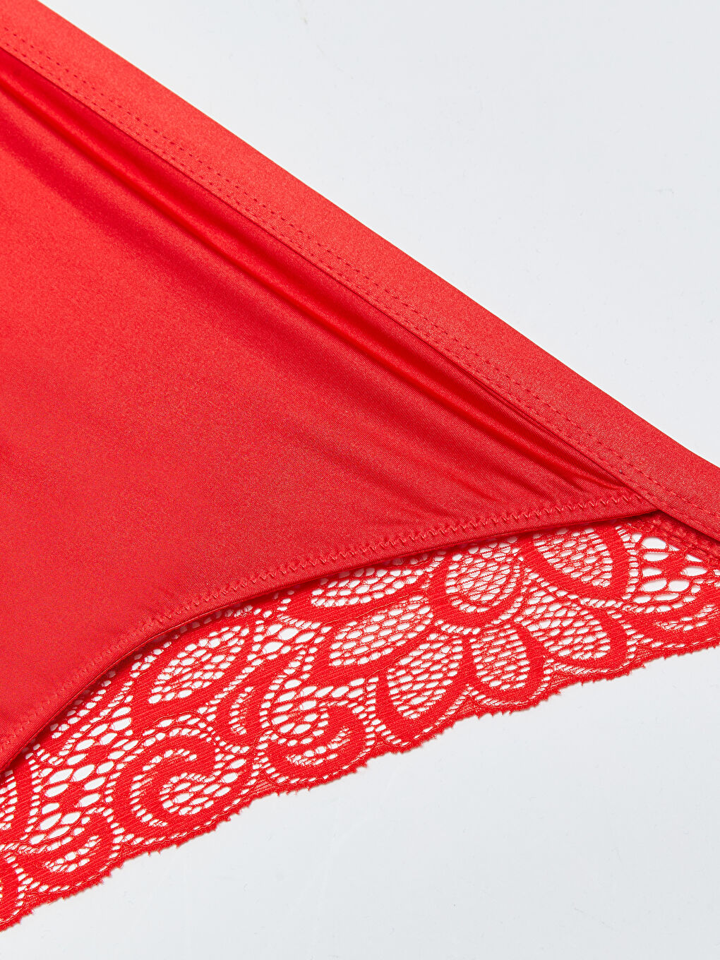Kırmızı Dantelli Brazilian Külot-2