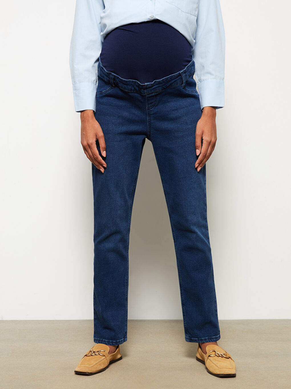 LCWAIKIKI Maternity Orta İndigo Rodeo Karın Panelli Straight Fit Hamile Rodeo Jean Pantolon - 4