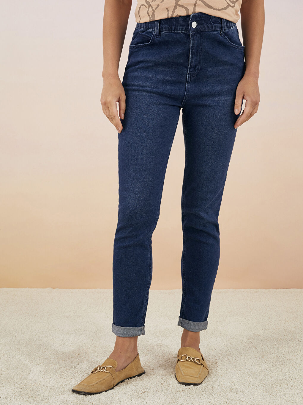 LCWAIKIKI Maternity Orta İndigo Rodeo Beli Lastikli Standart Fit Düz Cep Detaylı Hamile Jean Pantolon - 4