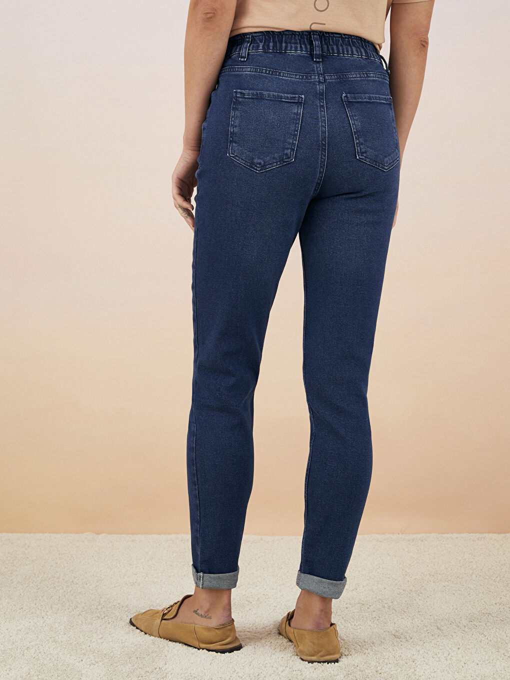 LCWAIKIKI Maternity Orta İndigo Rodeo Beli Lastikli Standart Fit Düz Cep Detaylı Hamile Jean Pantolon - 8