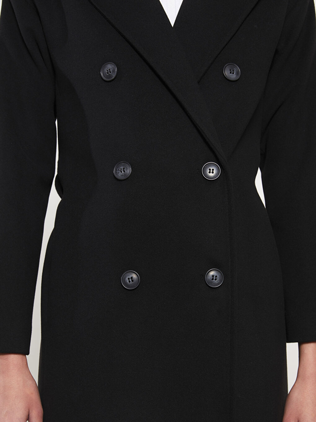 Siyah Ceket Yaka Düz Uzun Kollu Kadın Kaban-3