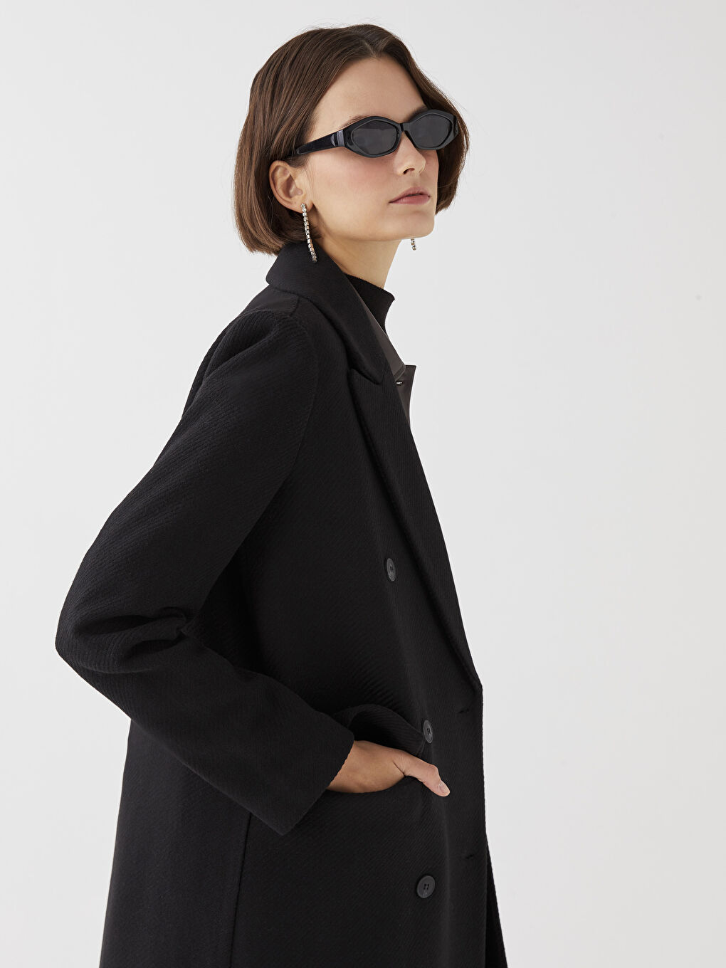 Siyah Ceket Yaka Kadın Kaşe Kaban-2