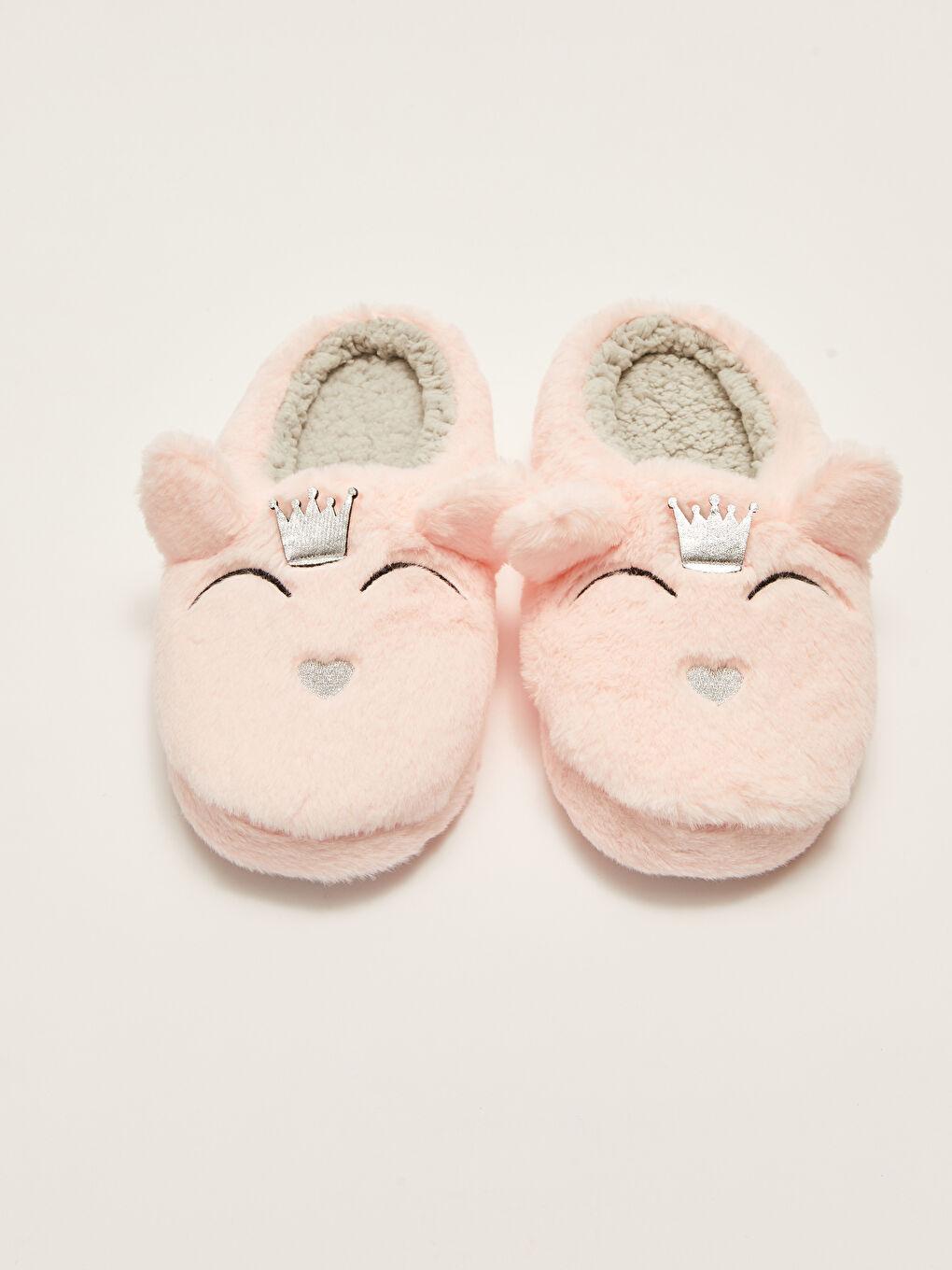 Pembe 3D Aplike Detaylı Nakışlı Kadın Ev Terliği-2