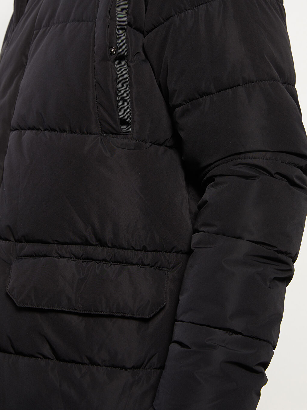 Standard Fit Funnel Neck Men's Puffer Coat-3