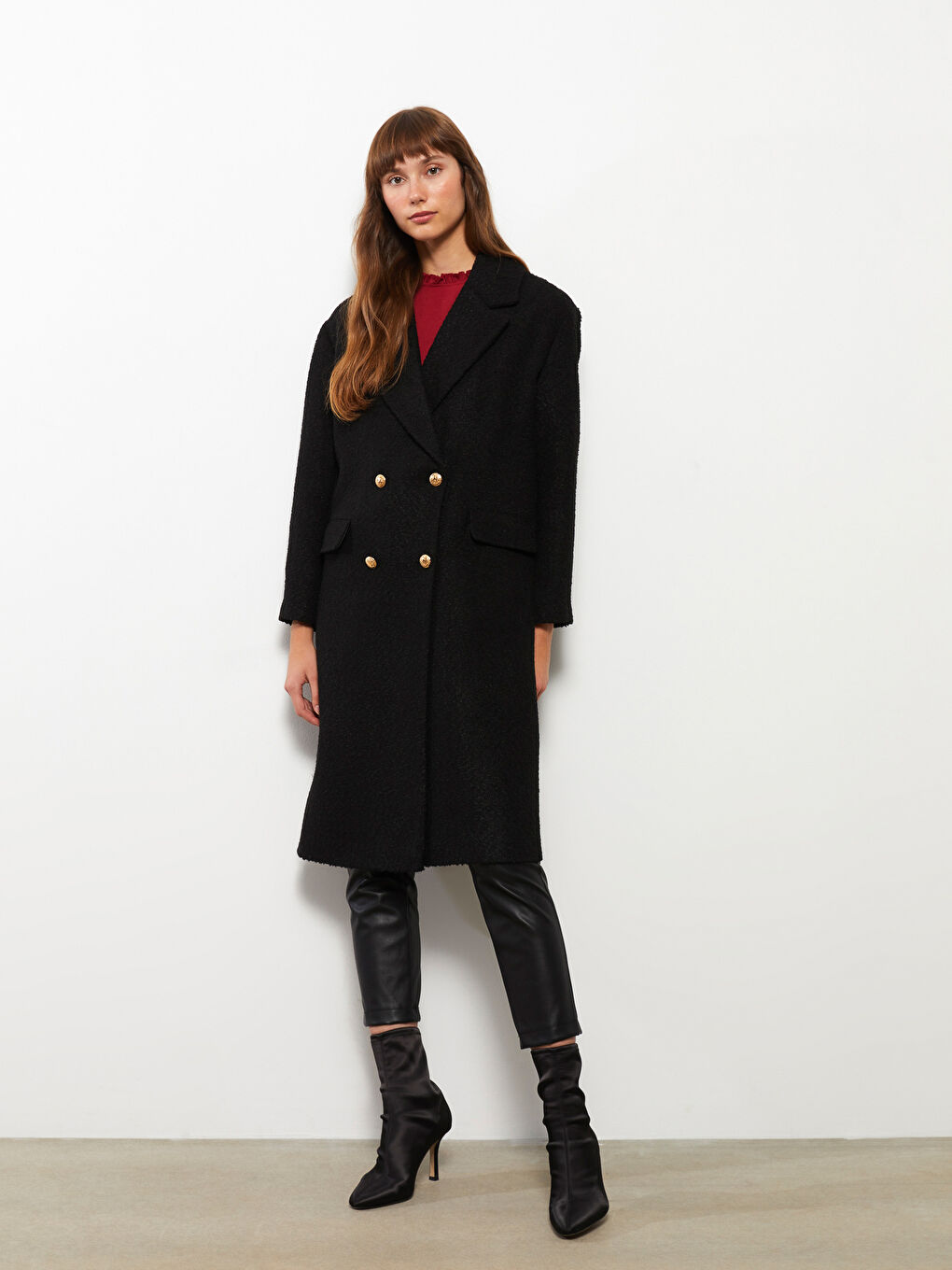 Siyah Ceket Yaka Kadın Kaşe Kaban-1