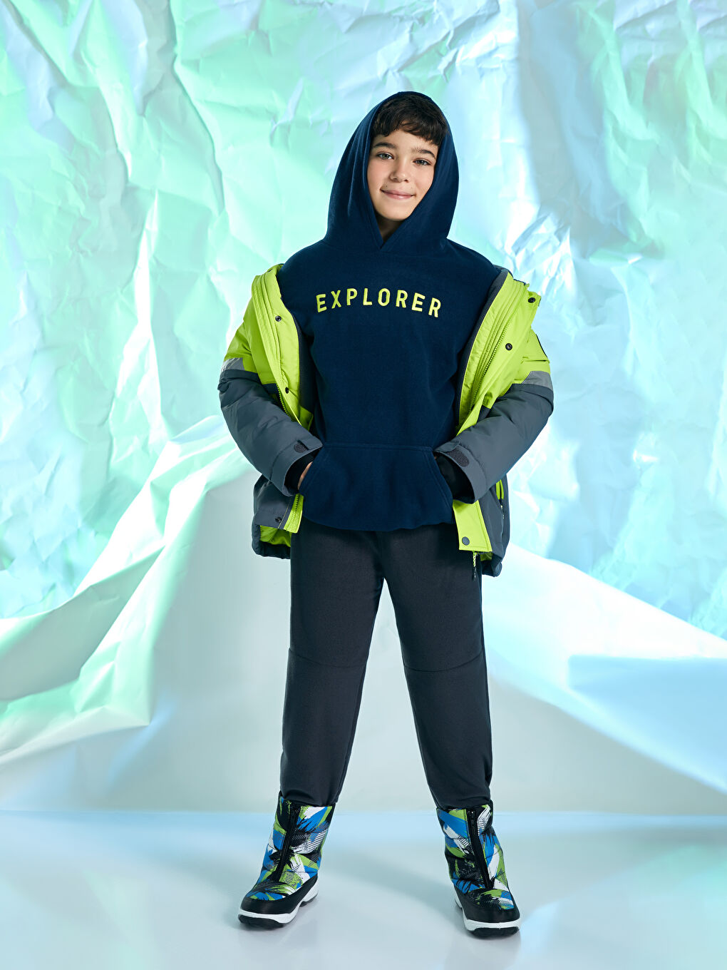 LCW Kids Kapuzensweatshirt Bestickt Langarm Fleece Jungen Sweatshirt -W2AO19Z4-JC7