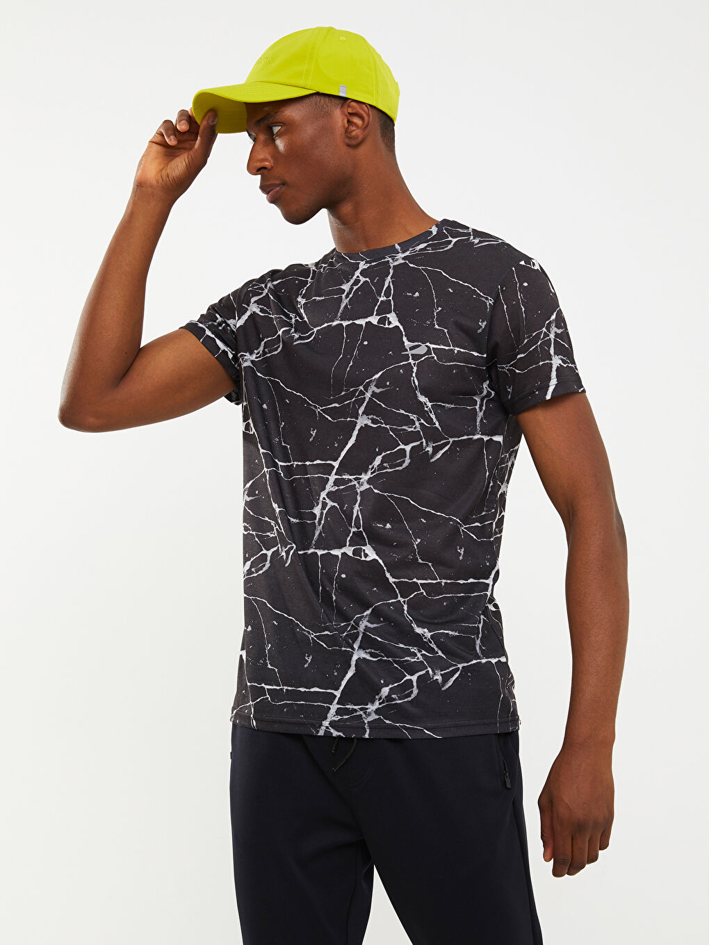 Antrasit Bisiklet Yaka Kısa Kollu Desenli Erkek Spor Tişört