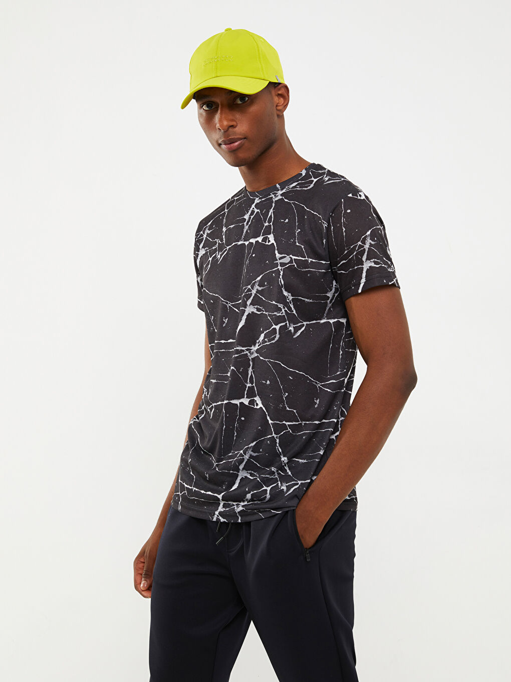 Antrasit Bisiklet Yaka Kısa Kollu Desenli Erkek Spor Tişört-2