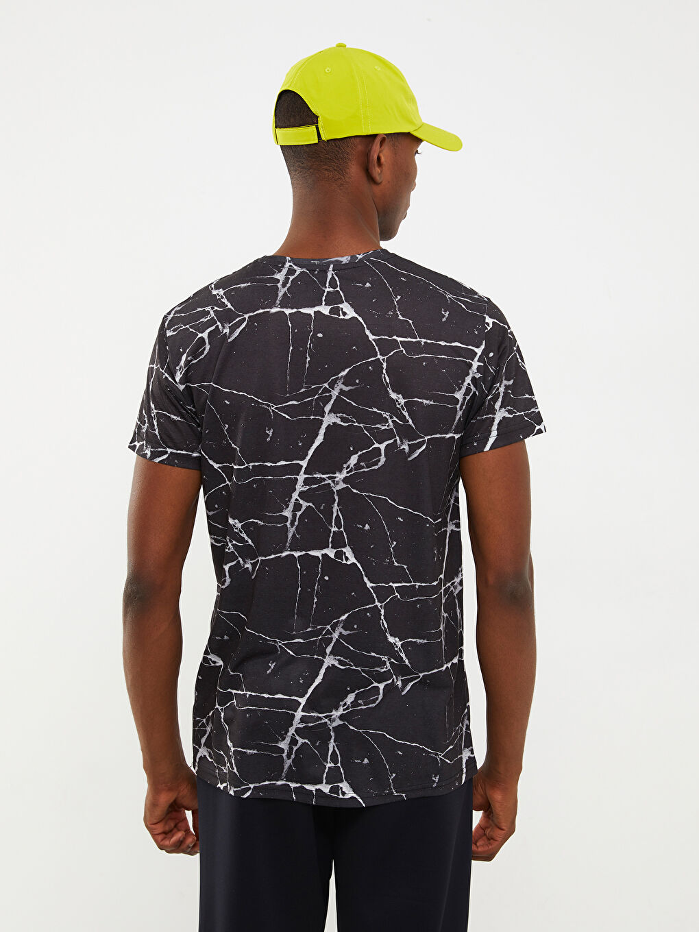 Antrasit Bisiklet Yaka Kısa Kollu Desenli Erkek Spor Tişört-4