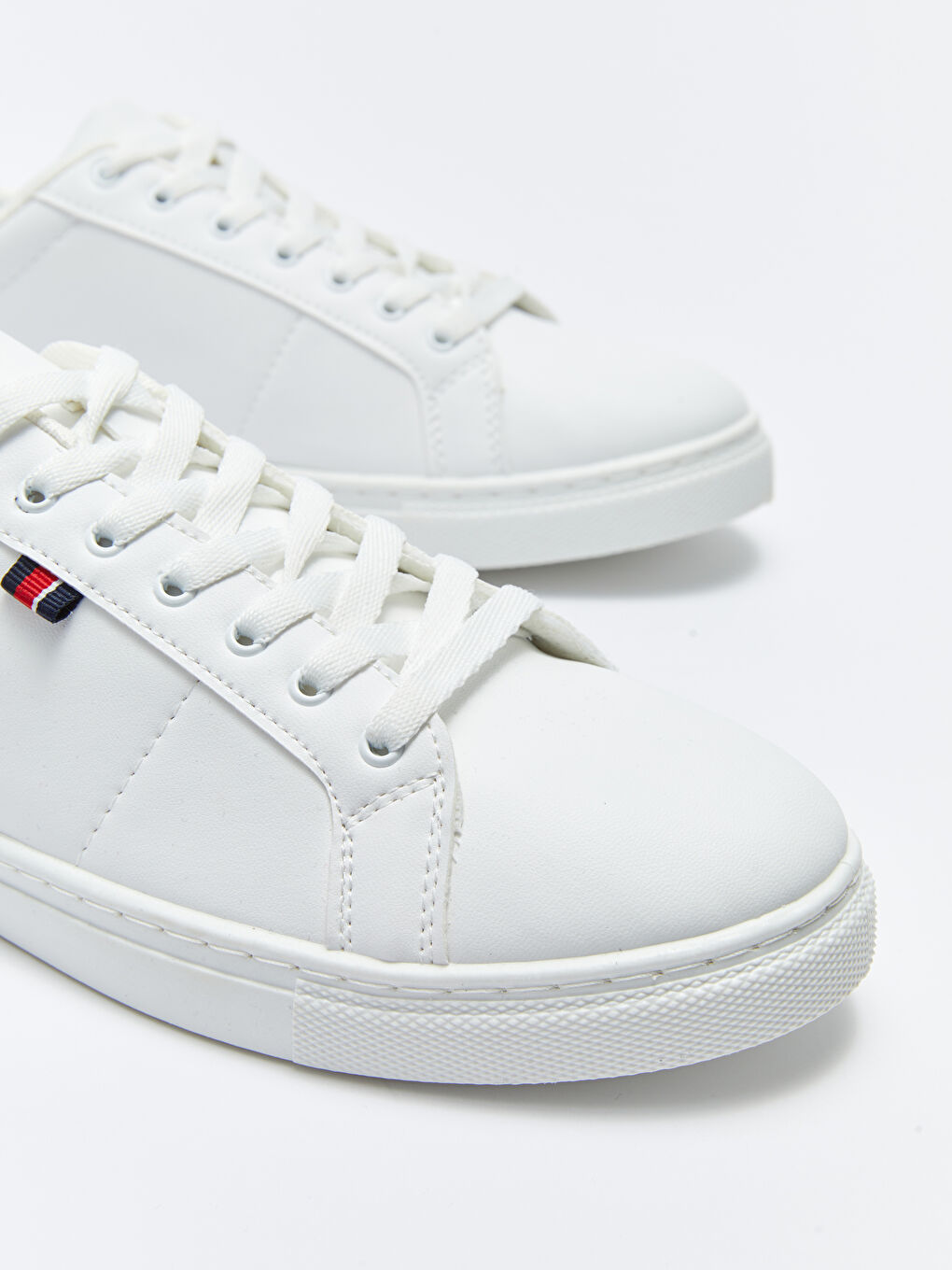 Кроссовки на шнуровке для мужчин-2