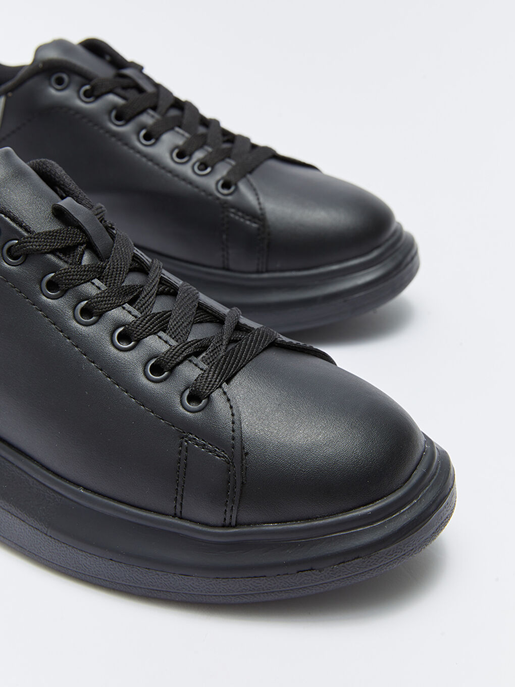 Siyah Bağcıklı Erkek Spor Ayakkabı-2