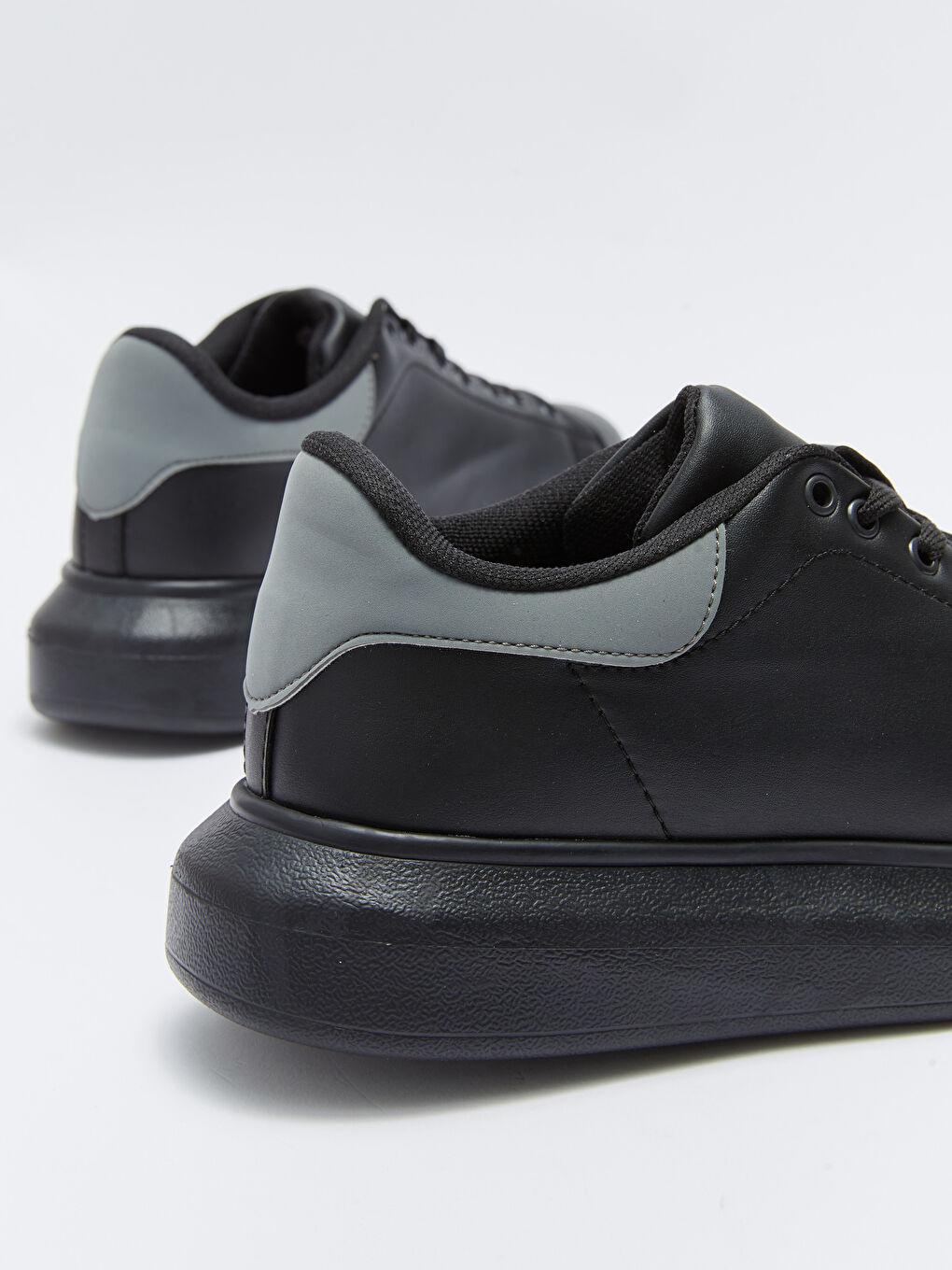 Siyah Bağcıklı Erkek Spor Ayakkabı-4