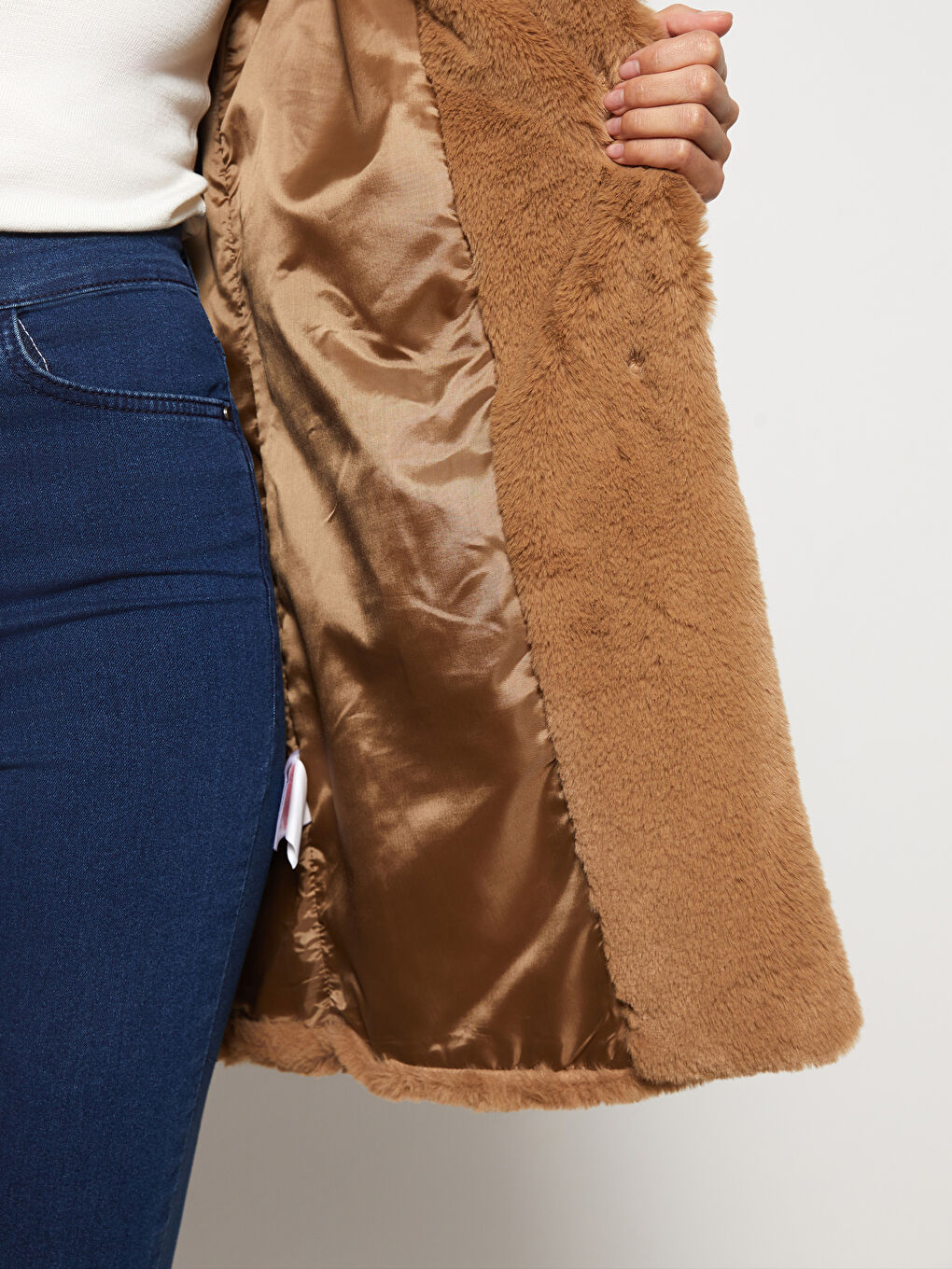 Kahverengi Ceket Yaka Düz Uzun Kollu Kürklü Kadın Kaban-2