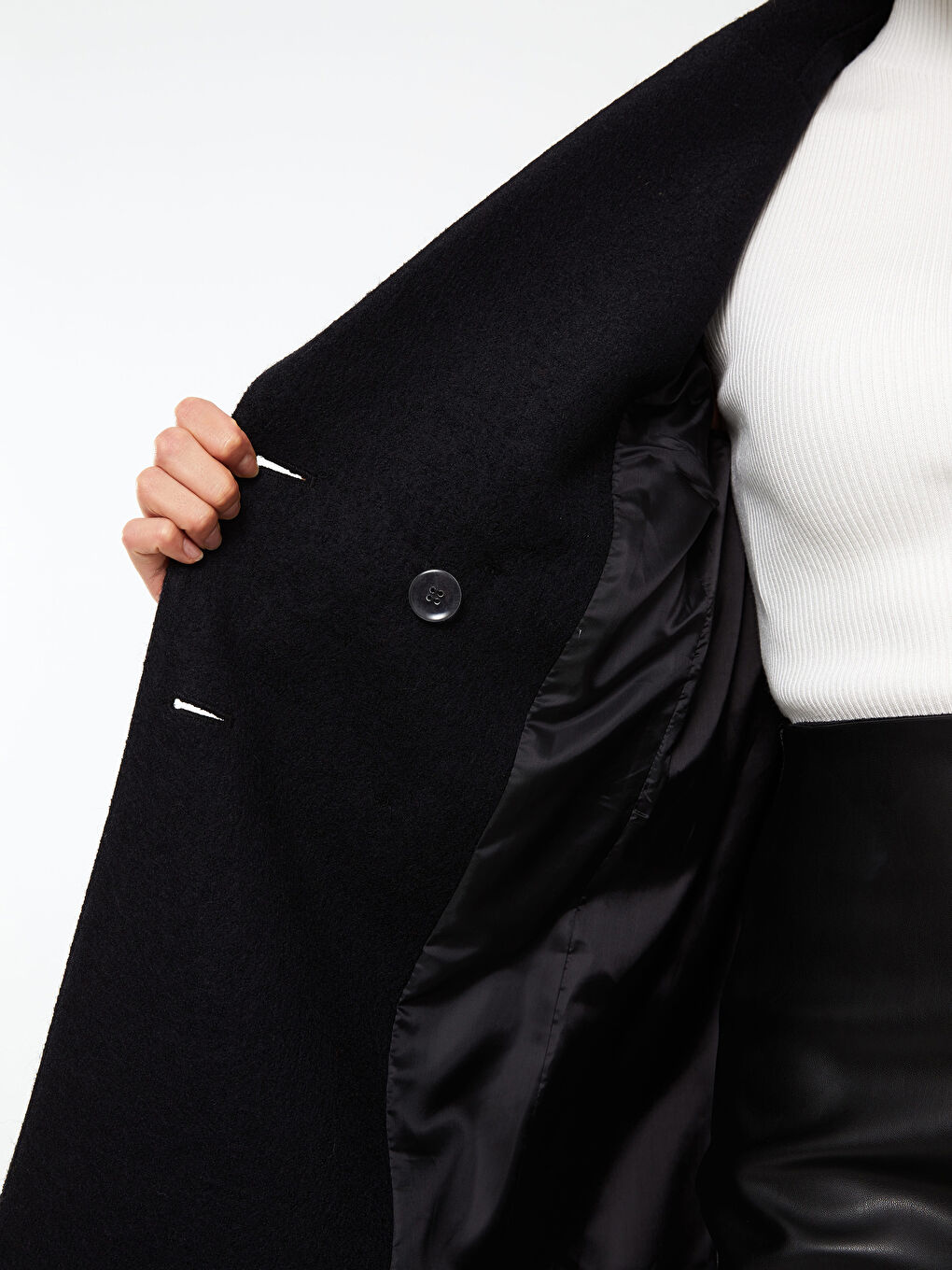 Siyah Ceket Yaka Kadın Kaşe Kaban-5