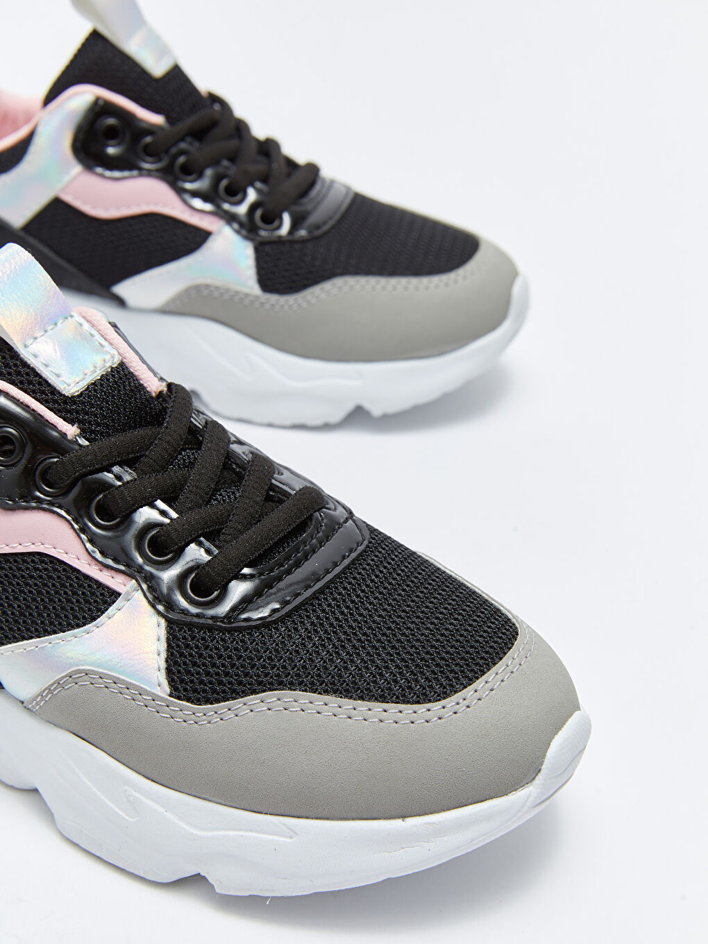 Siyah Bağcıklı Kız Çocuk Spor Ayakkabı-2