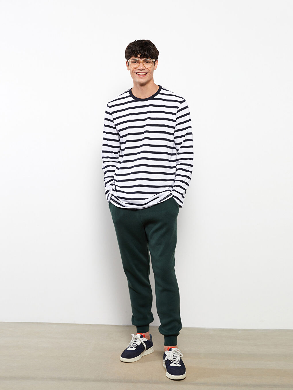 Lacivert Bisiklet Yaka Uzun Kollu Çizgili Erkek Sweatshirt-1