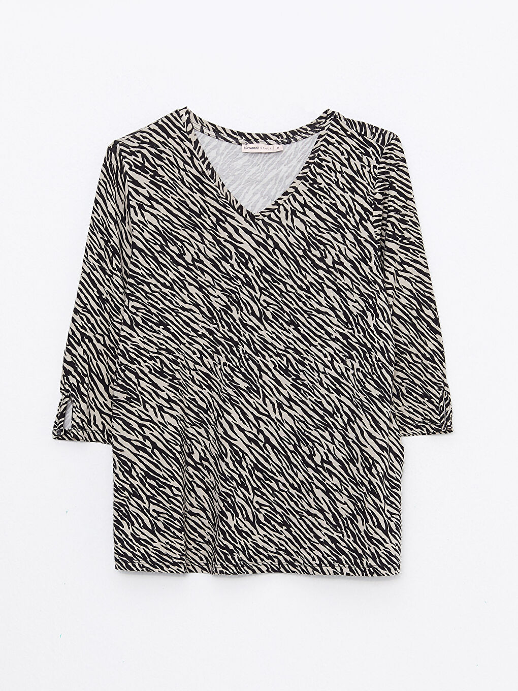 Siyah V Yaka Desenli Kadın Tişört-5