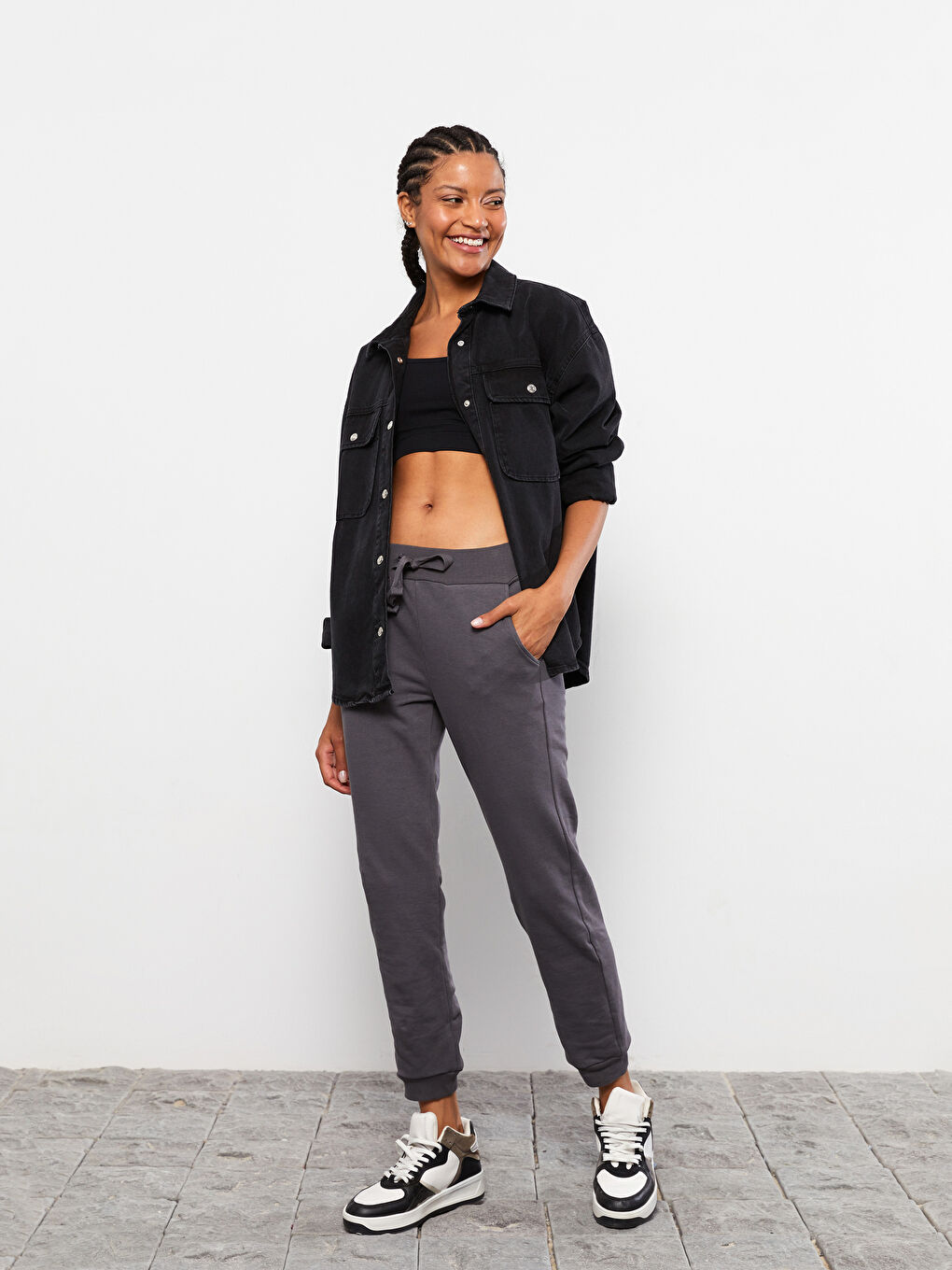 Women's Elasticated Waist Plain Jogger Sweatpants-1