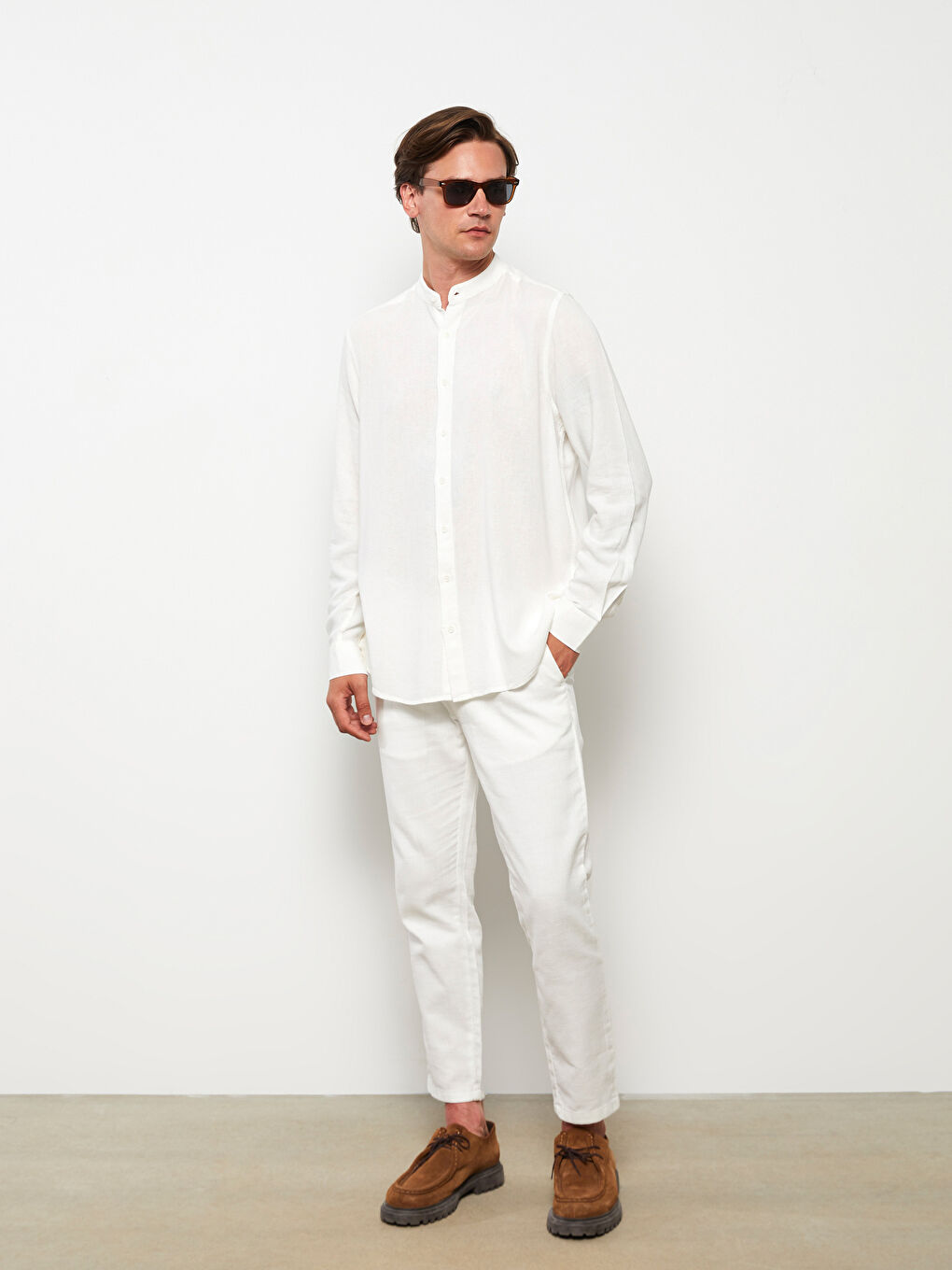 Ekru Regular Fit Hakim Yaka Uzun Kollu Erkek Gömlek