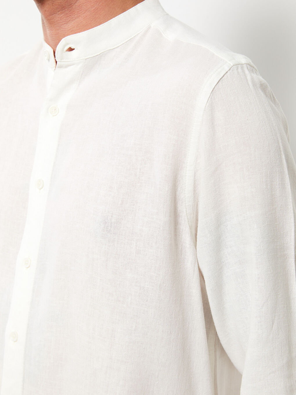 Ekru Regular Fit Hakim Yaka Uzun Kollu Erkek Gömlek-3