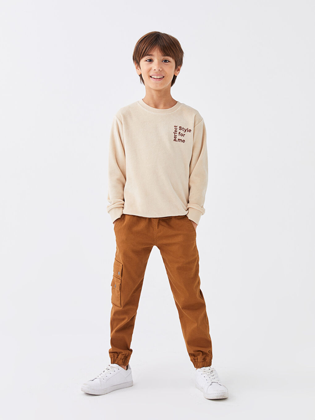 LCW Kids Bej Bisiklet Yaka Nakışlı Uzun Kollu Erkek Çocuk Sweatshirt - 1