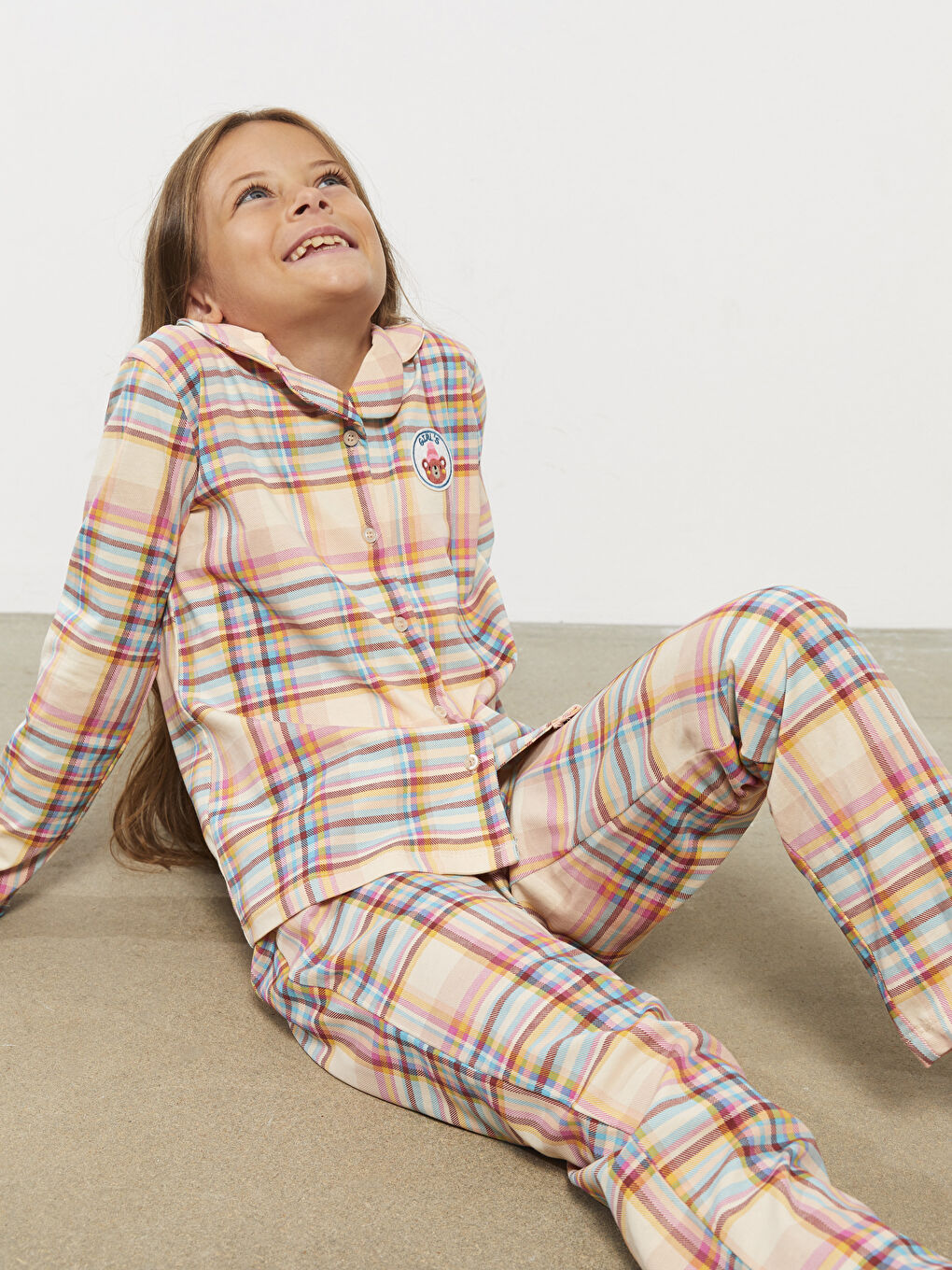 LCW Kids Hemdkragen Karo Langarm Pyjama-Set für Mädchen -W2AT40Z4-LQD