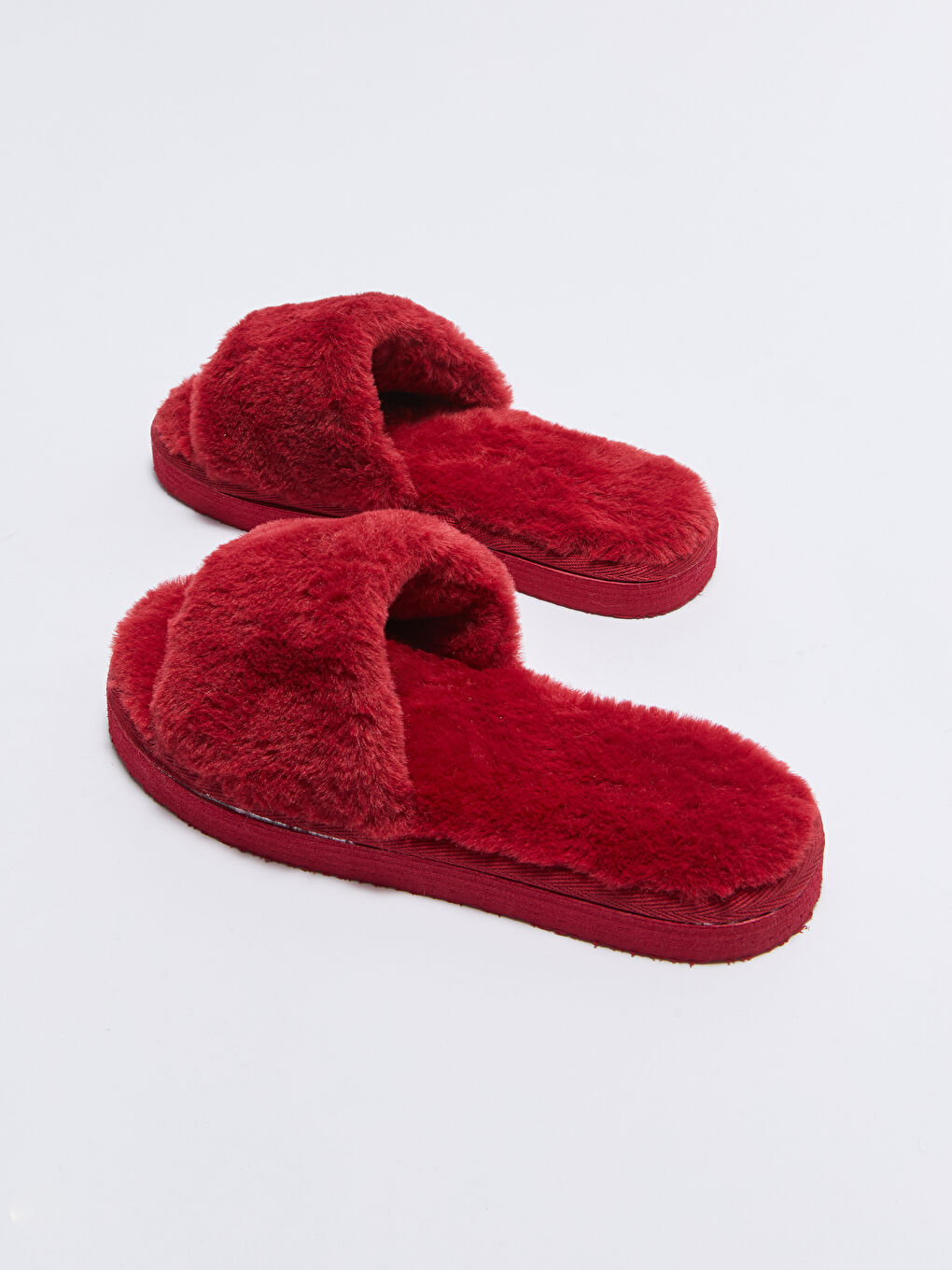 Bordo Tek Bantlı Pelüş Kadın Ev Terliği-3