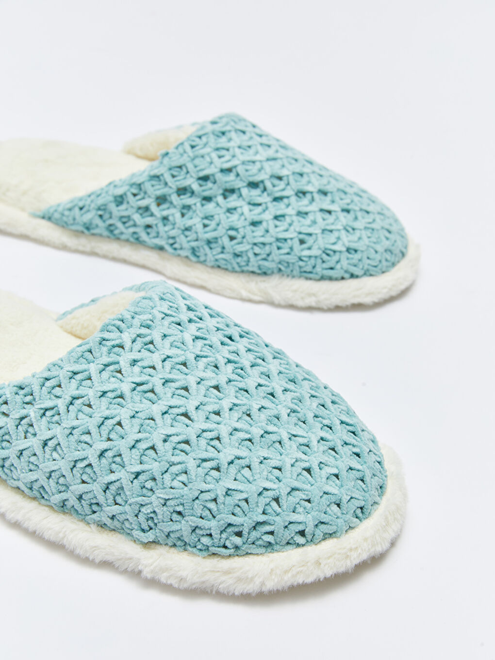 Yeşil Kendinden Desenli Kadın Ev Terliği-2