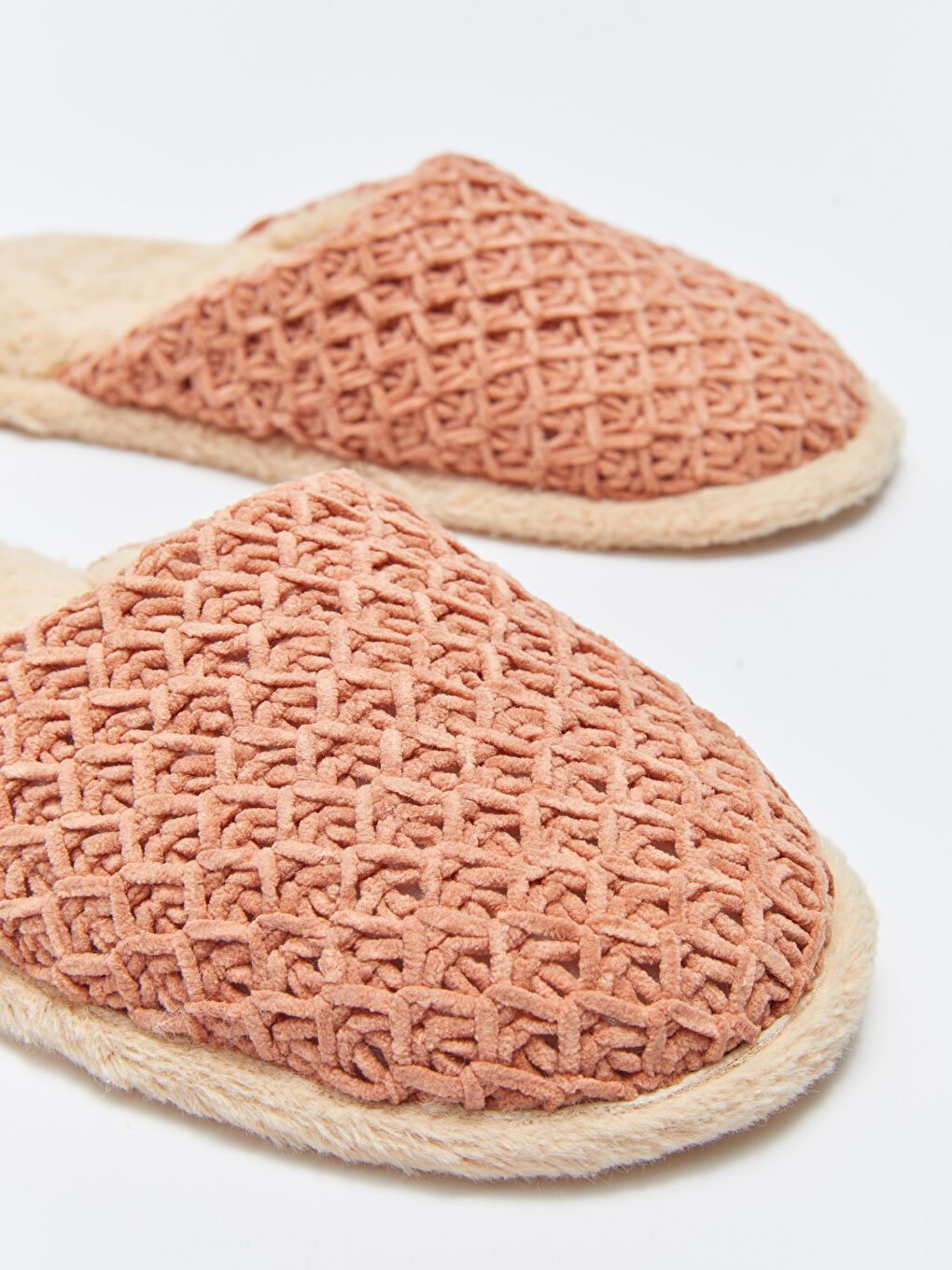 Pembe Kendinden Desenli Kadın Ev Terliği-2