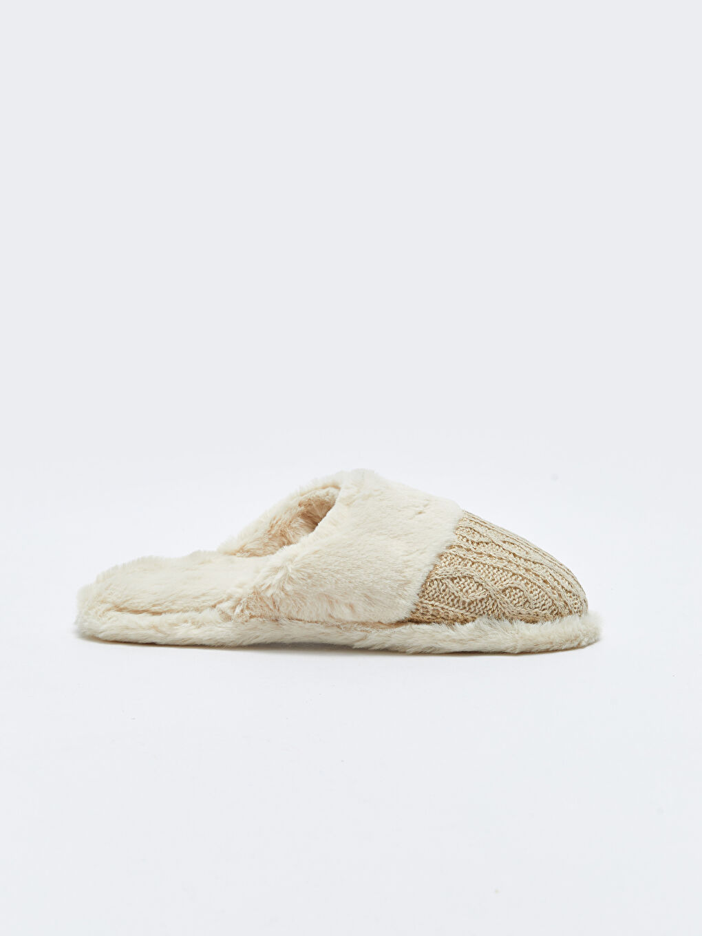 Bej Nakış Detaylı Kadın Ev Terliği-1