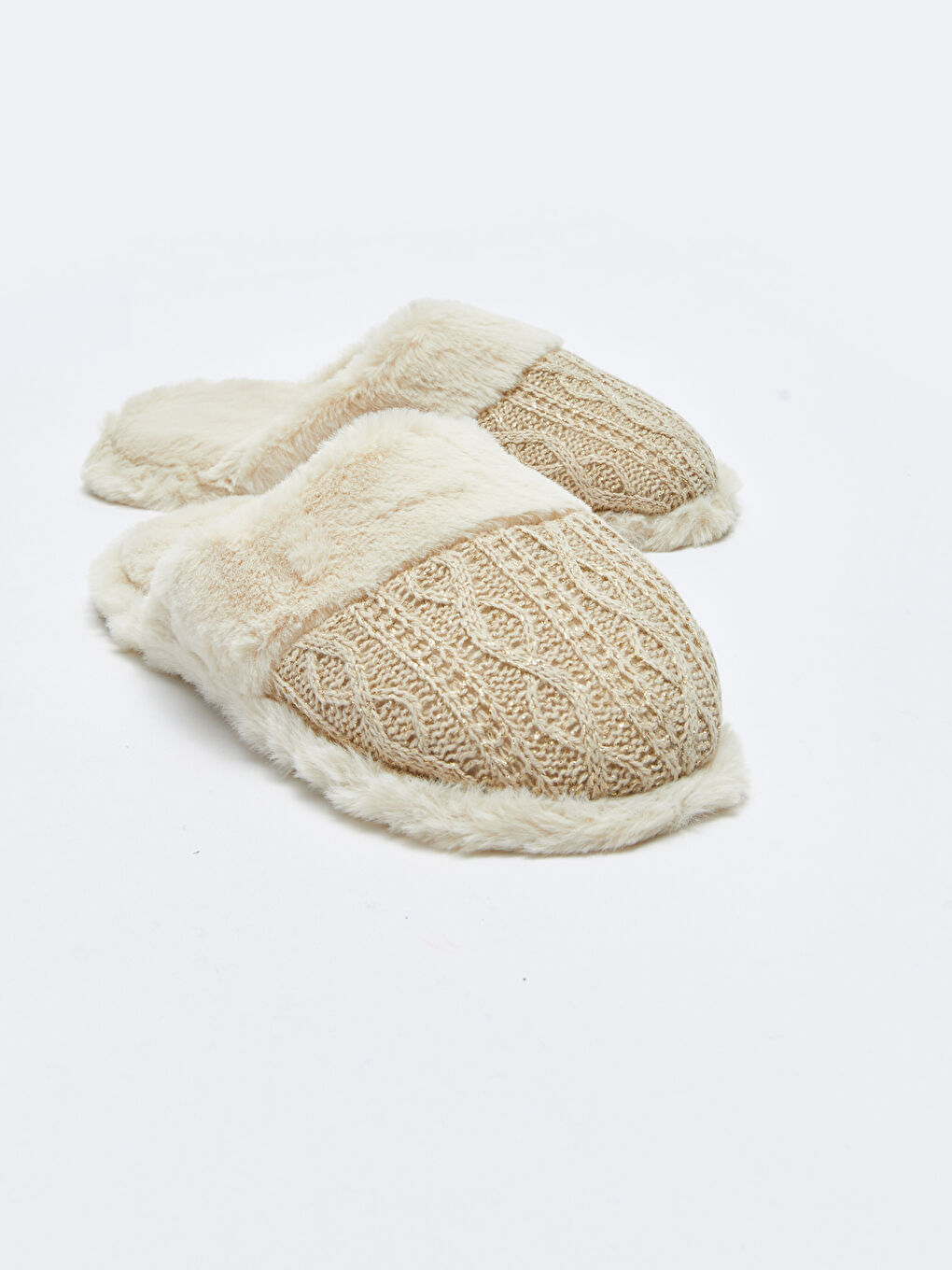 Bej Nakış Detaylı Kadın Ev Terliği-2