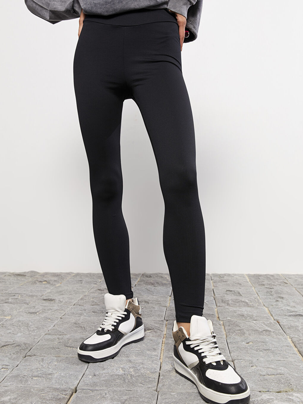 Women's Elasticated Waist Plain Leggings-2