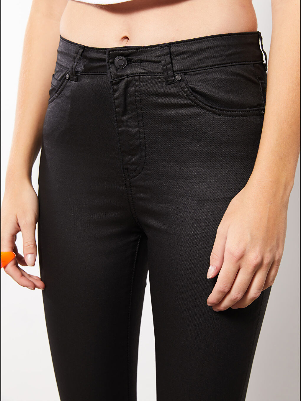 Women's Slim Fit Straight Pocket Detailed Trousers-2