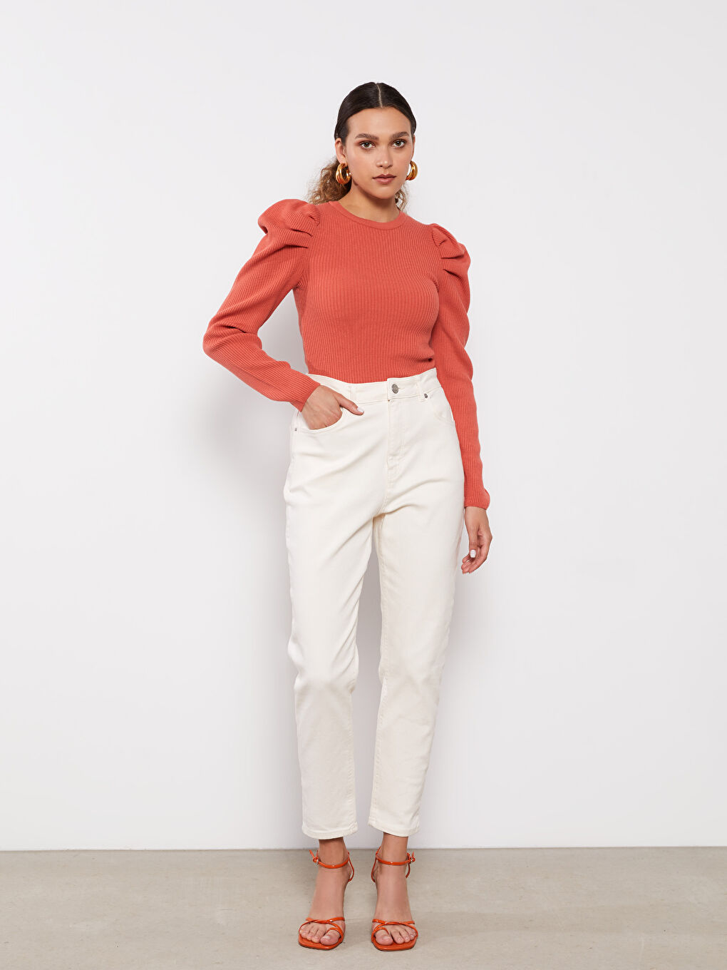 Crew Neck Plain Long Sleeve Women's Knitwear Sweater-1