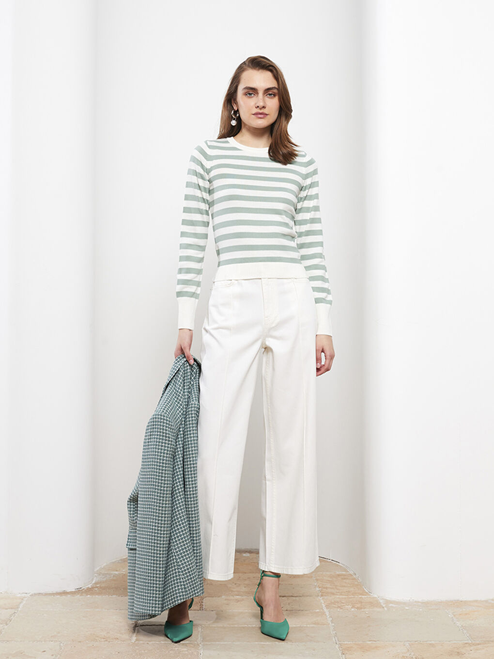 Yeşil Bisiklet Yaka Çizgili Uzun Kollu Kadın Triko Kazak-1