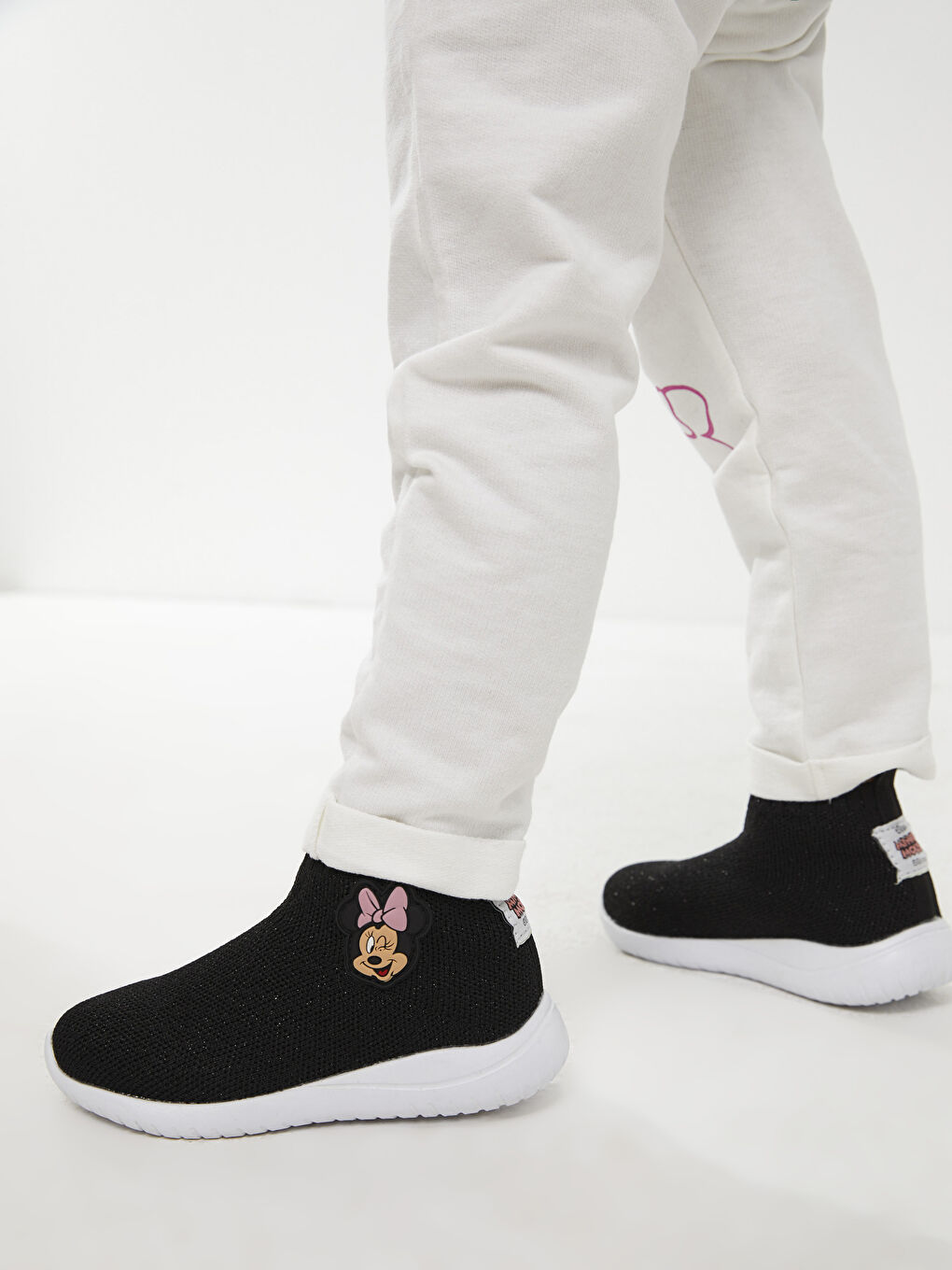 Siyah Minnie Mouse Lisanslı Çorap Model Kız Bebek Spor Ayakkabı-1