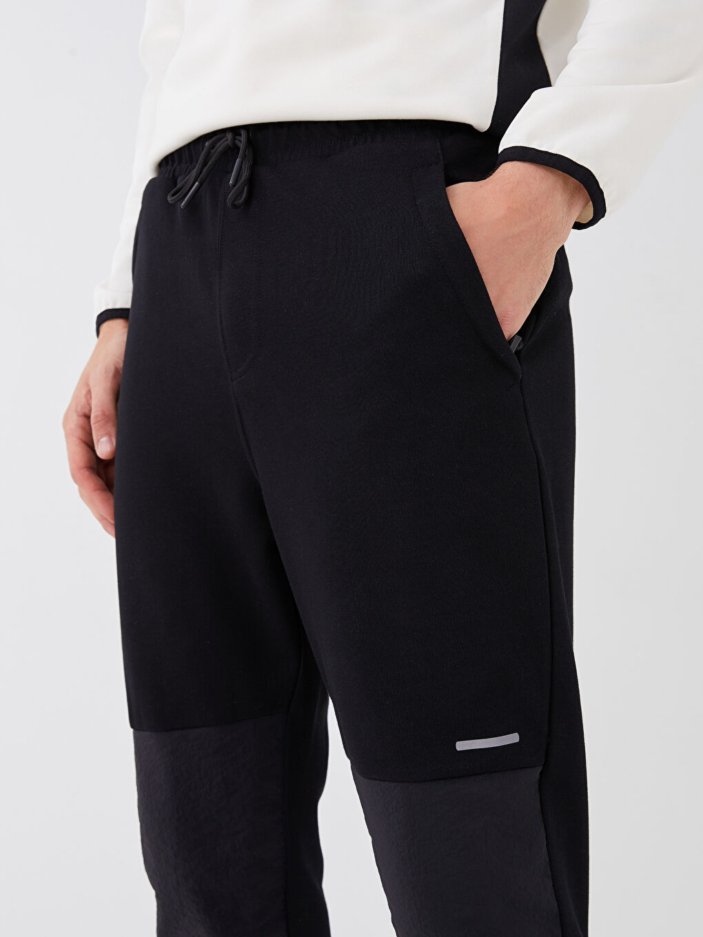 Siyah Standart Kalıp Erkek Spor Jogger Eşofman Altı-2