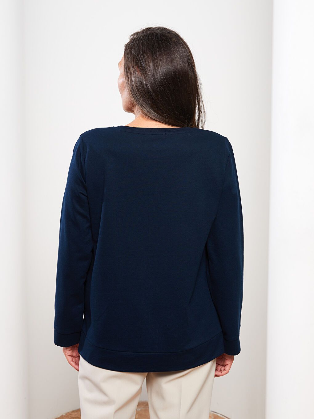 Lacivert Bisiklet Yaka Baskılı Uzun Kollu Kadın Sweatshirt-4