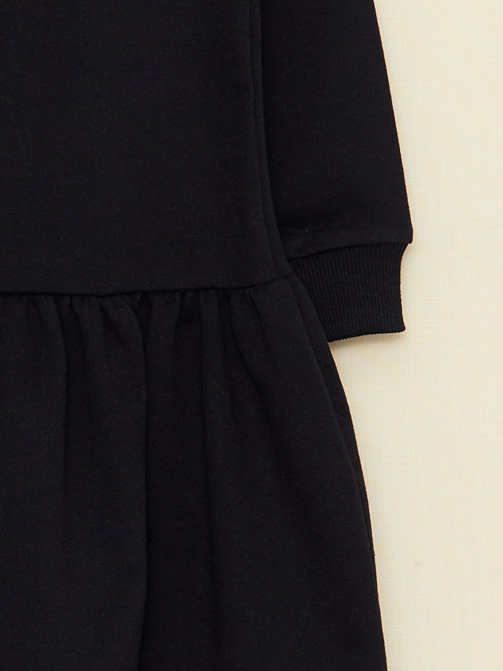 Siyah Bisiklet Yaka Baskılı Uzun Kollu Kız Çocuk Elbise-3