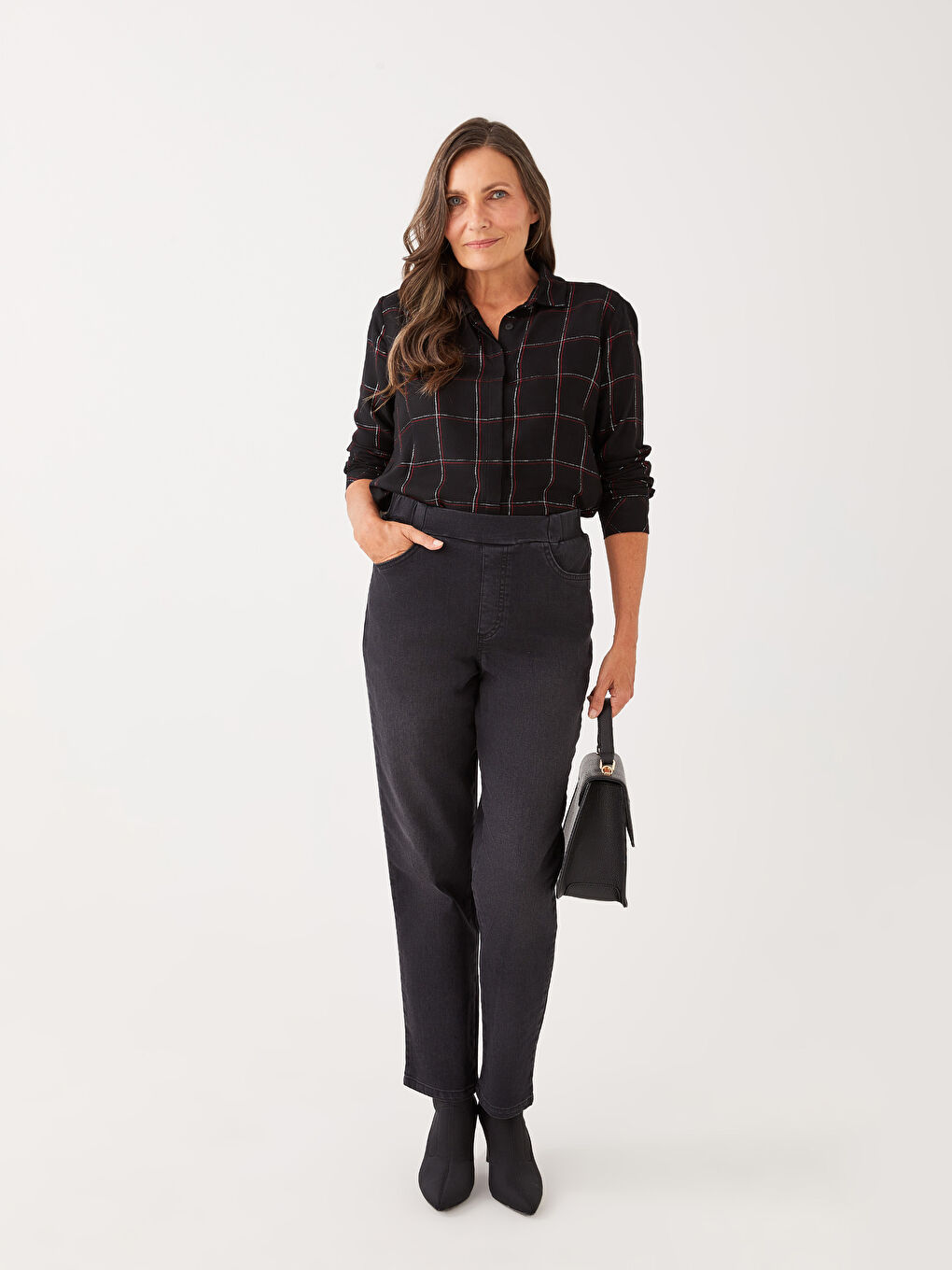 Women's Standard Fit Regular Denim Trousers-1