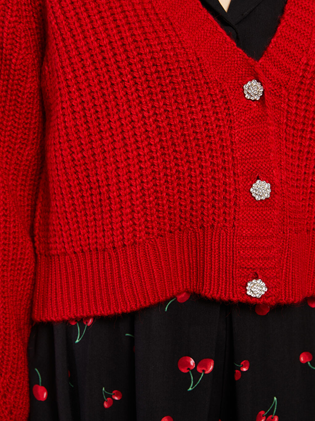 Кардиган из трикотажа с V-образным вырезом для женщин-3