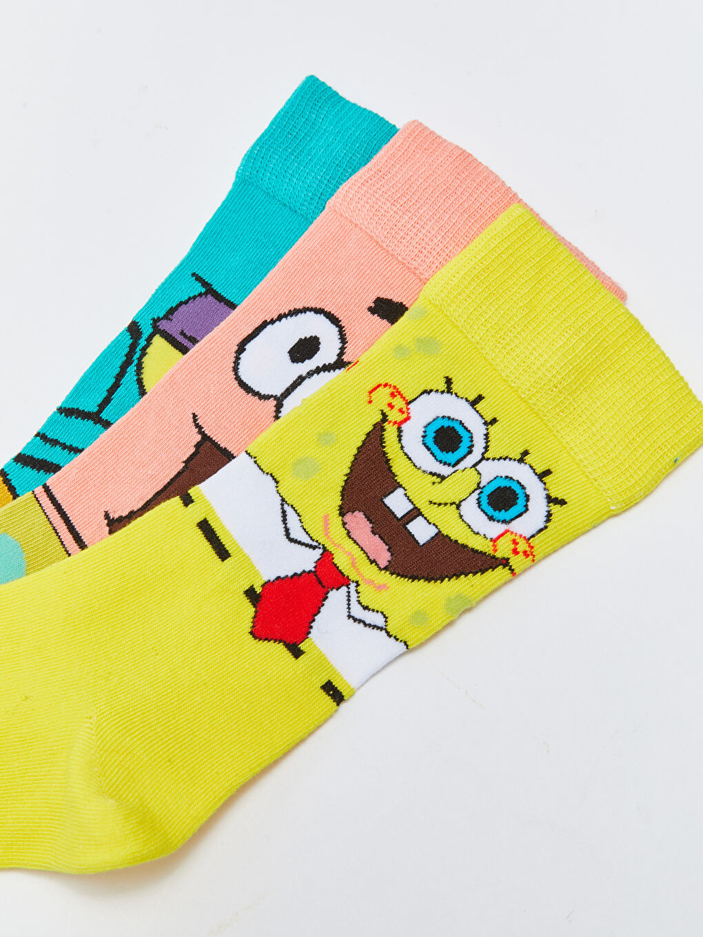 LC Waikiki SpongeBob Printed Men's Ankle Socks 3-pack -W2BB28Z8-K00