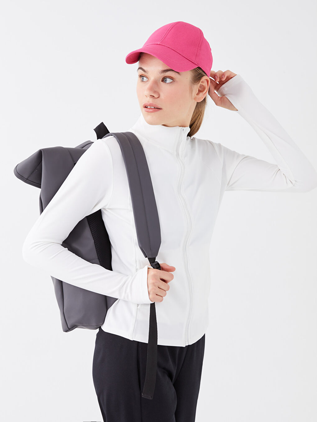 Ekru Dik Yaka Kadın Spor Hırka-1