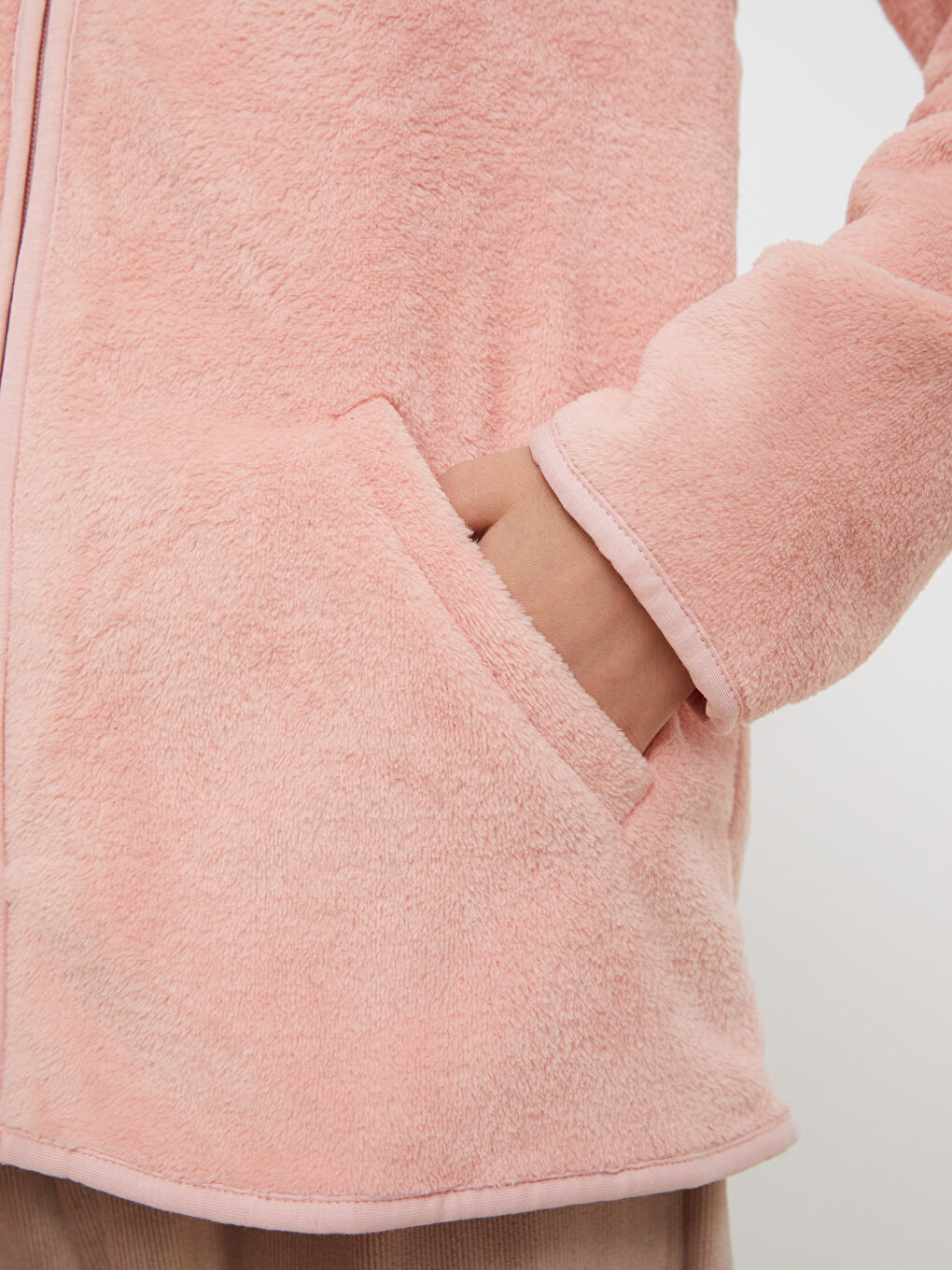 Pembe Kapüşonlu Düz Uzun Kollu Pelüş Kadın Pijama Üst-3