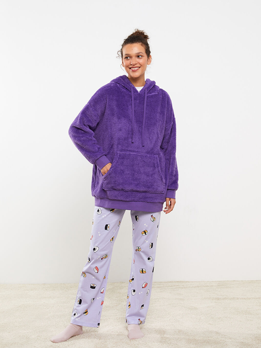 LCW Young Hooded Plain Long Sleeve Women's Plush Pyjama Top -W2BC66Z8-KZW