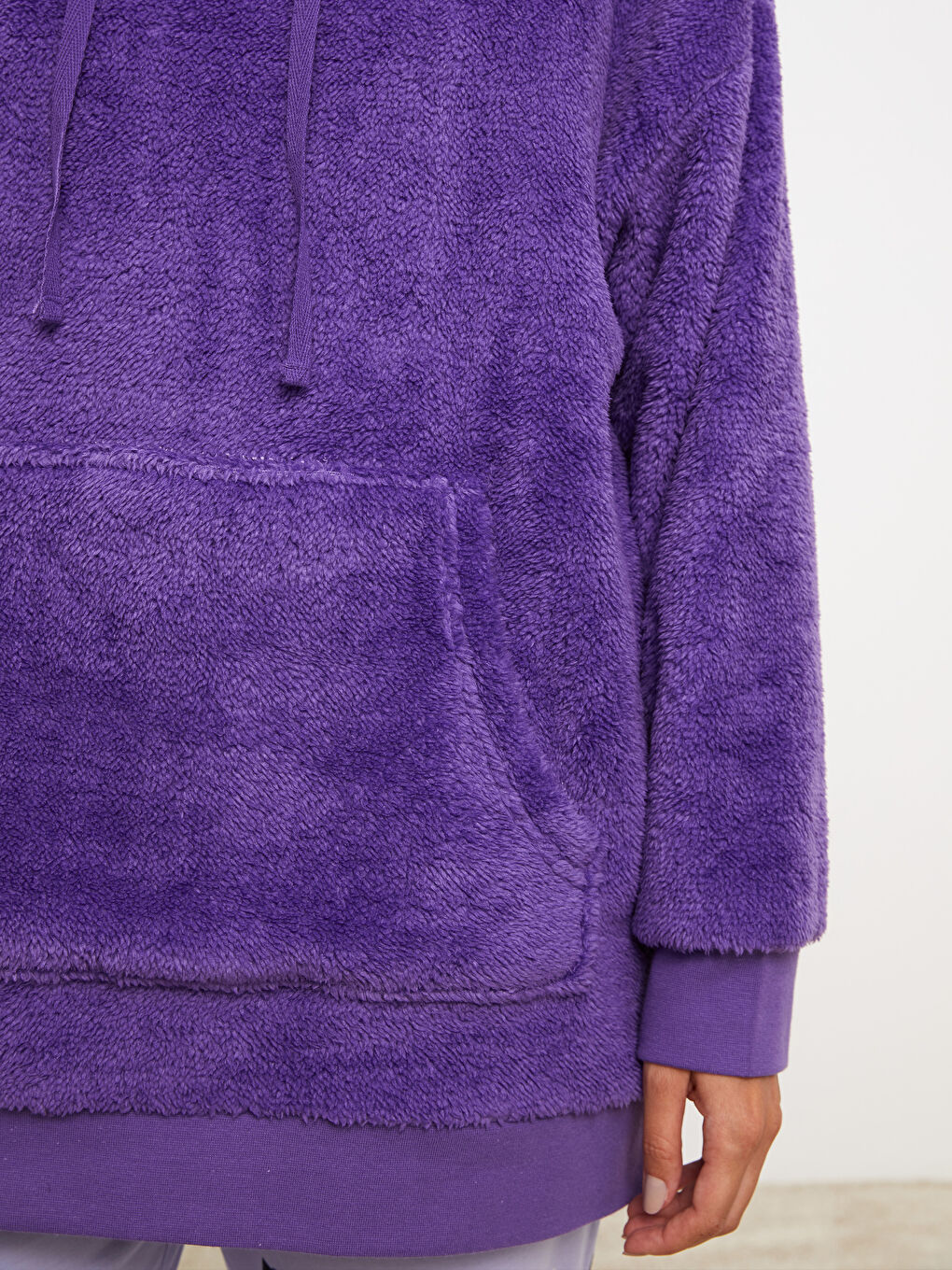 LCW Young Hooded Plain Long Sleeve Women's Plush Pyjama Top -W2BC66Z8-KZW