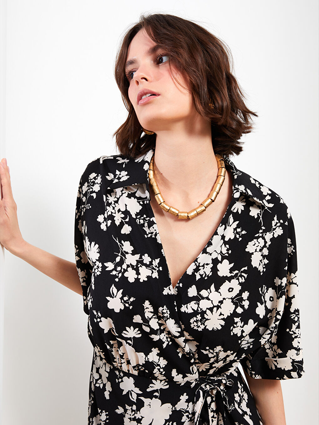 Double Breasted Collar Floral Short Sleeve Women's Shirt Dress-2