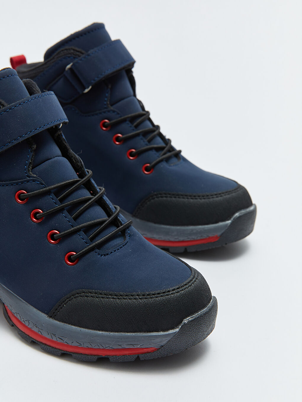 حذاء للأولاد بإغلاق بخطاف وحلقة-2