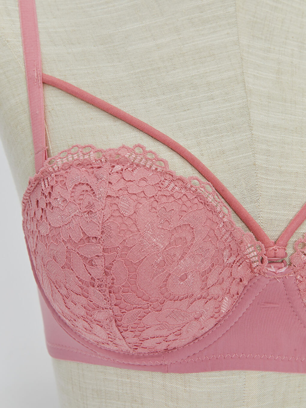 Pembe Balenli Yarım Dolgulu Dantelli Balkonet Sütyen-2