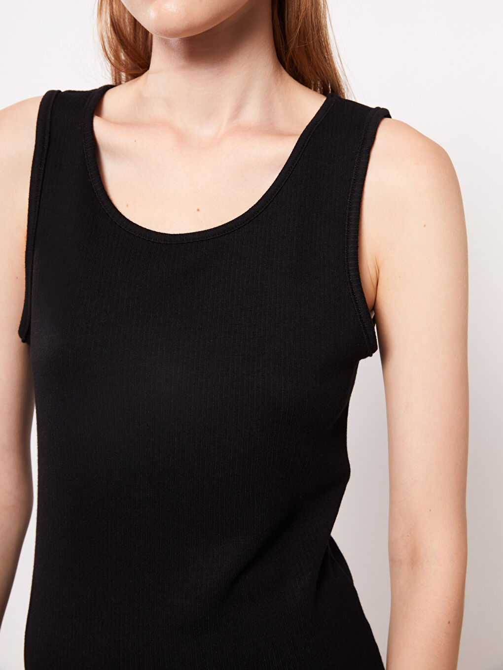 Siyah U Yaka Düz İç Giyim Atlet-3